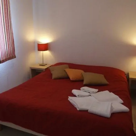 De La Source 5 * Salies-de-Béarn